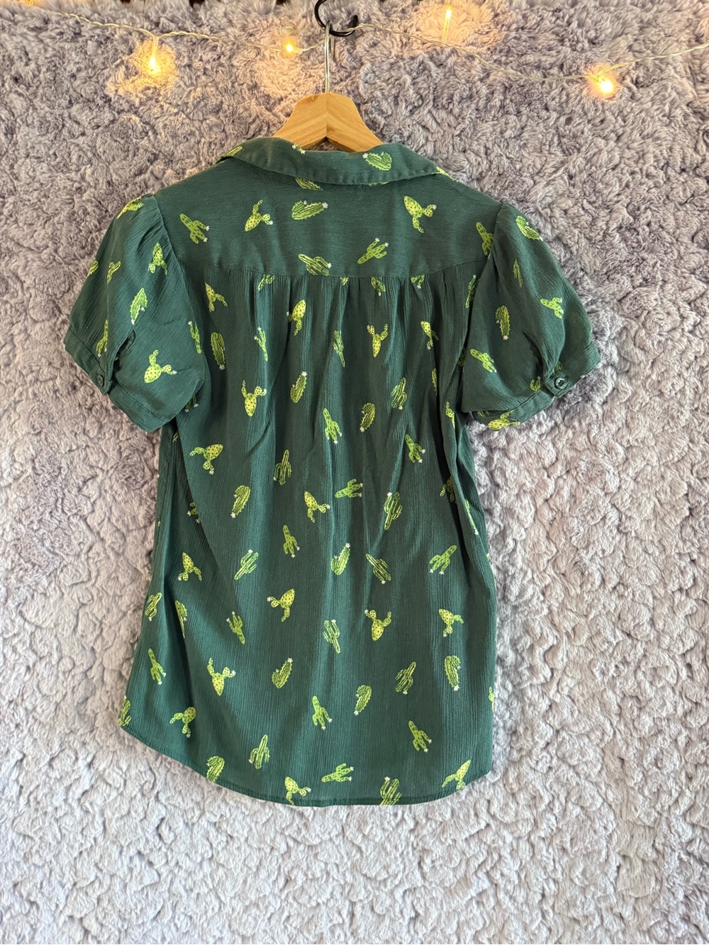 ModCloth | Cactus Print Button-up Small - Picture 3 of 5